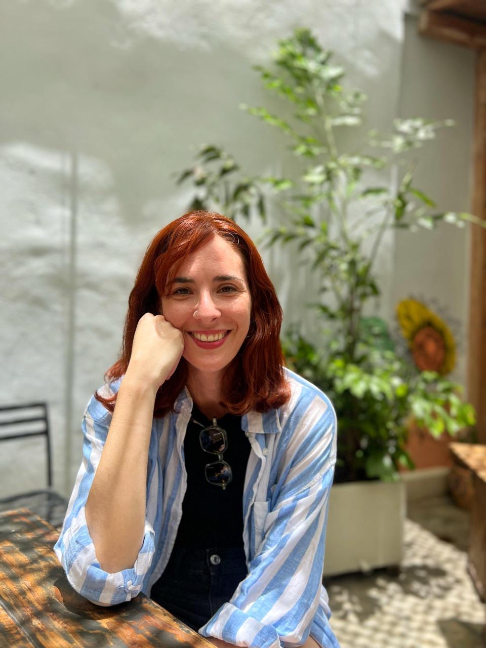 LAURA CAPOTE